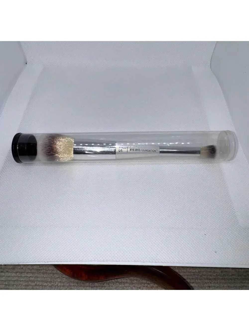 BRAND NEW IT COSMETICS bye bye foundation brush double sided